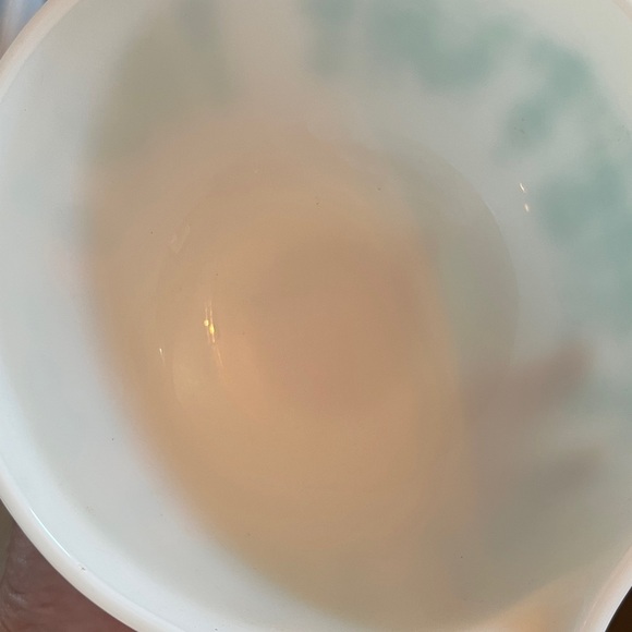 Vintage Pyrex Amish Butterprint Cinderella Mixing Bowls - Picture 6 of 8